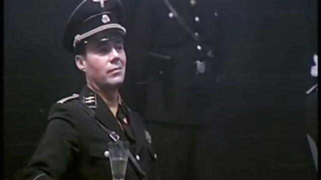 Краще порно : Сексапільна азіатська красуня Вина кіно порно Скай робить мінет своєму зведеному братові Фільми для дорослих