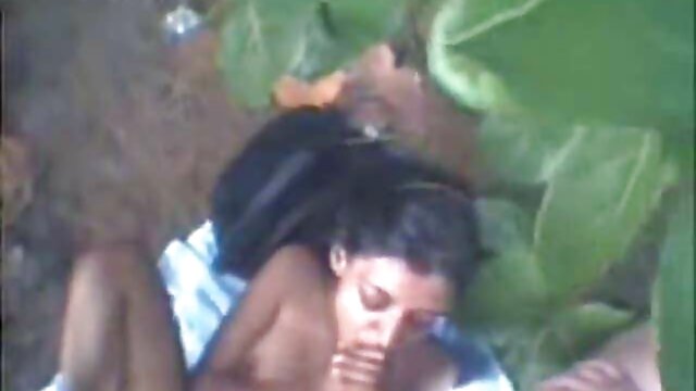 Краще порно : Симпатична лялечка porno hd 1080 Джессіка пестить свою кицьку гладкою довгою секс-іграшкою Фільми для дорослих