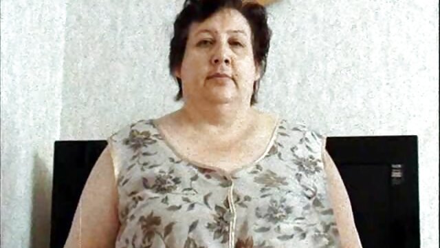 Краще порно : Плоскогруді брюнетки труться один об одного і роблять мінет одному dojkicom добре обдарованому жеребцю Фільми для дорослих